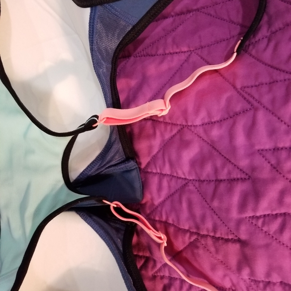 Sports bra - Picture 3 of 3